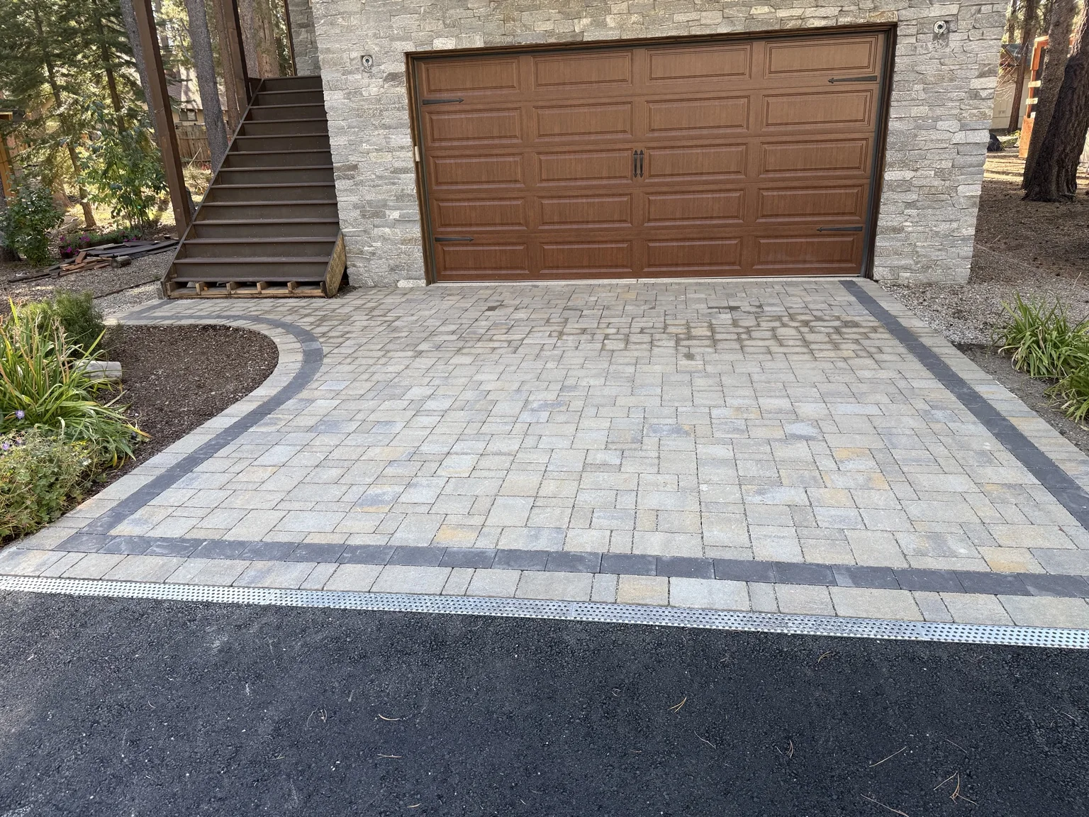 Paver driveway